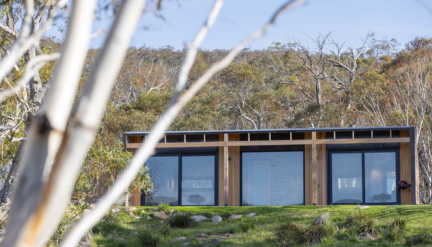 Romantic cabin in the Snowy Mountains, nestled in the Thredbo Valley